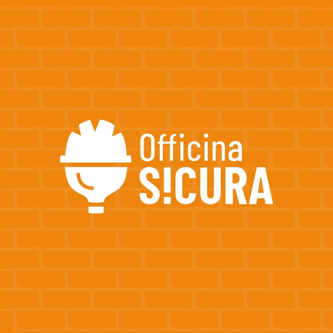 Logo Officina Sicura in bianco con naming su fondo arancio a mattoni.